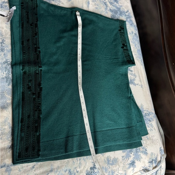 Chico’s Sequined Ruana - Picture 4 of 6